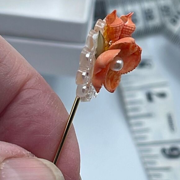 Vintage floral shell sticker pin lapel hat pin - Picture 6 of 8